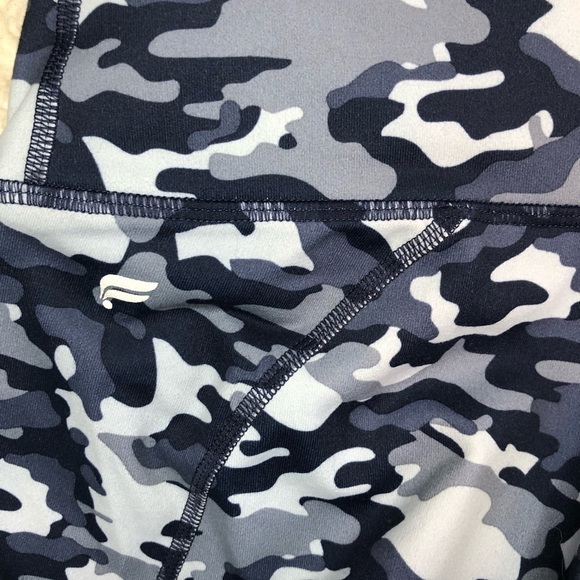 FABLETICS High-Waisted Power Hold Leggings - Picture 5 of 8